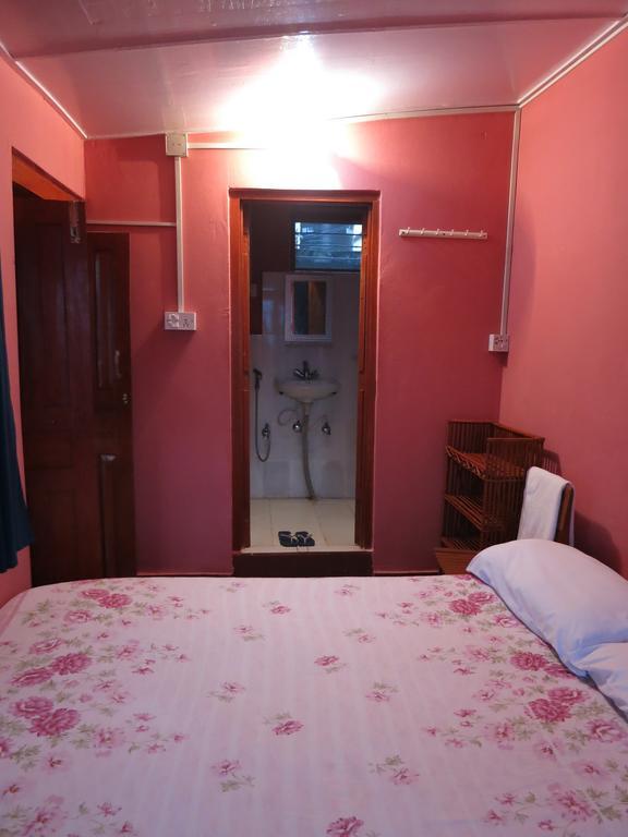 Bed and Breakfast Dinesh House Pokhara Habitación foto