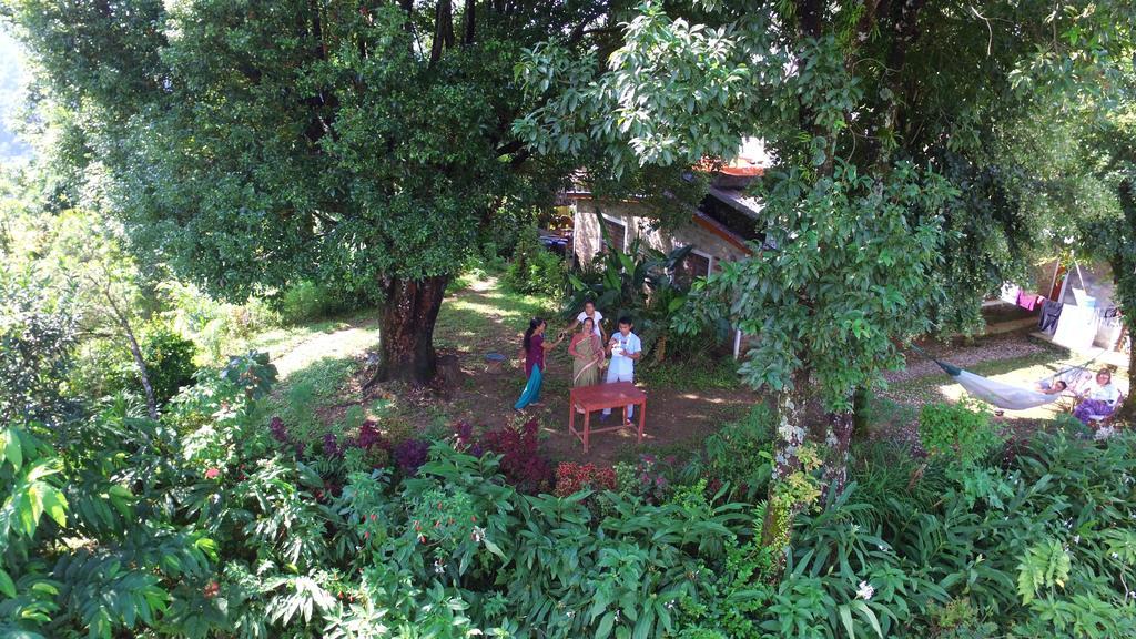 Bed and Breakfast Dinesh House Pokhara Exterior foto