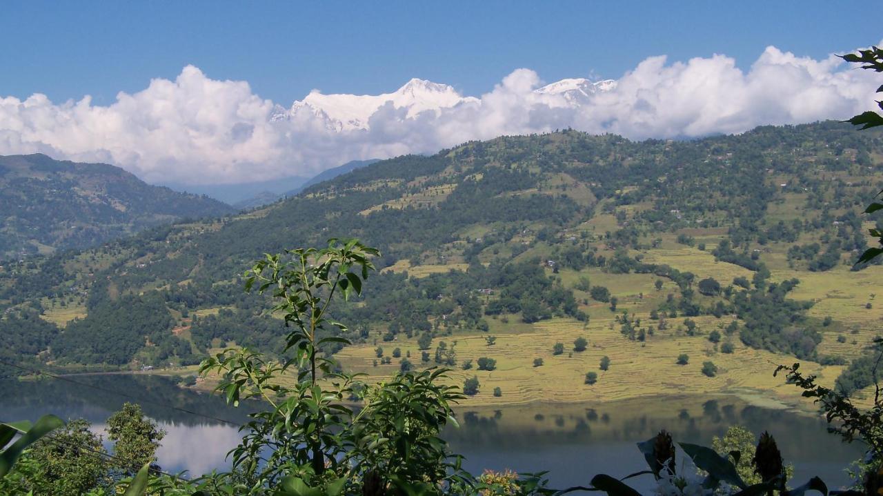 Bed and Breakfast Dinesh House Pokhara Exterior foto